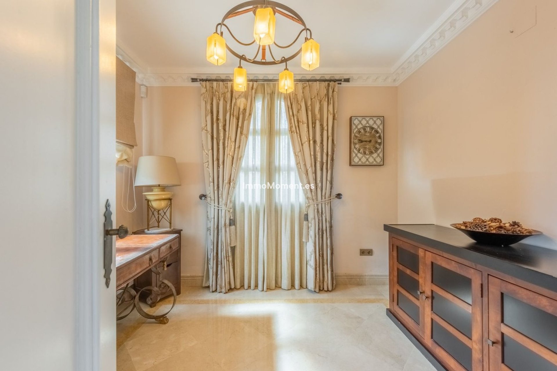 Bestaande woning - Vrijstaande villa - Estepona  - Estepona Centro