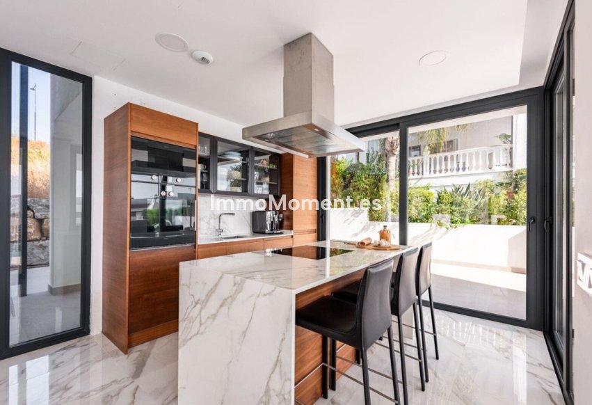 Bestaande woning - Vrijstaande villa - Estepona  - Estepona Centro