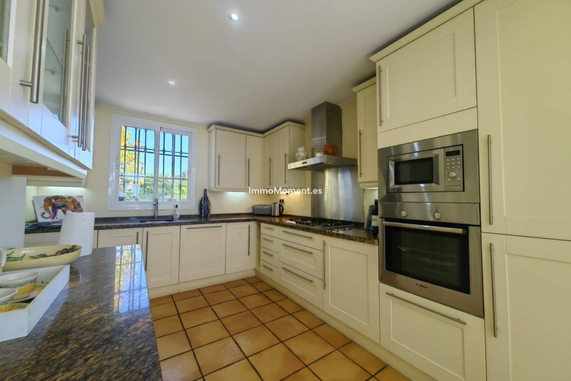 Bestaande woning - Vrijstaande villa - Estepona  - Estepona Centro