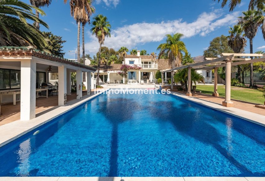 Bestaande woning - Vrijstaande villa - Estepona  - Estepona Centro