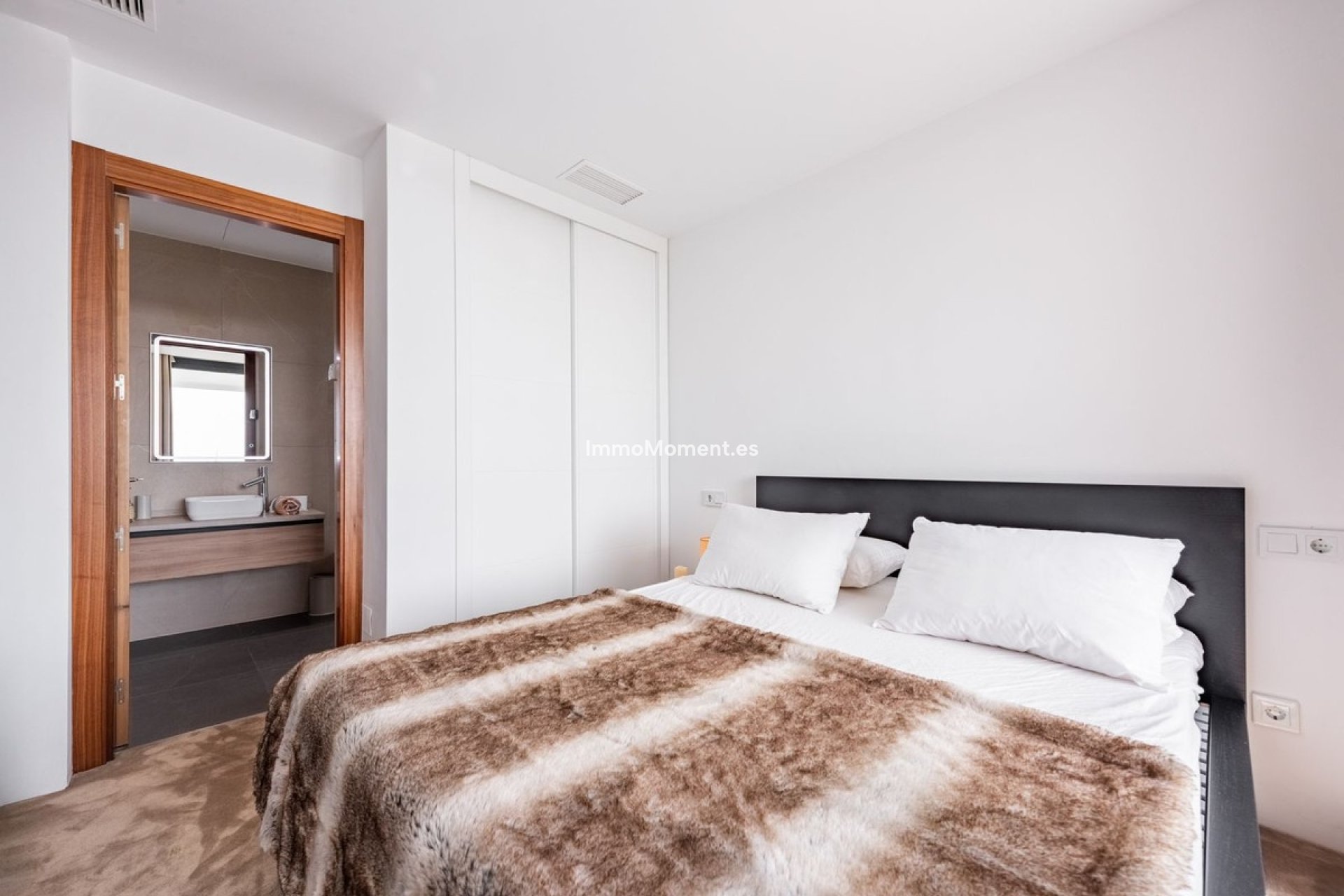 Bestaande woning - Vrijstaande villa - Estepona  - Estepona Centro