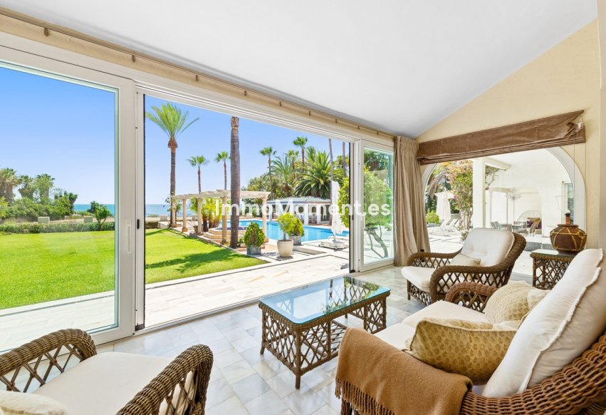 Bestaande woning - Vrijstaande villa - Estepona  - Estepona Centro