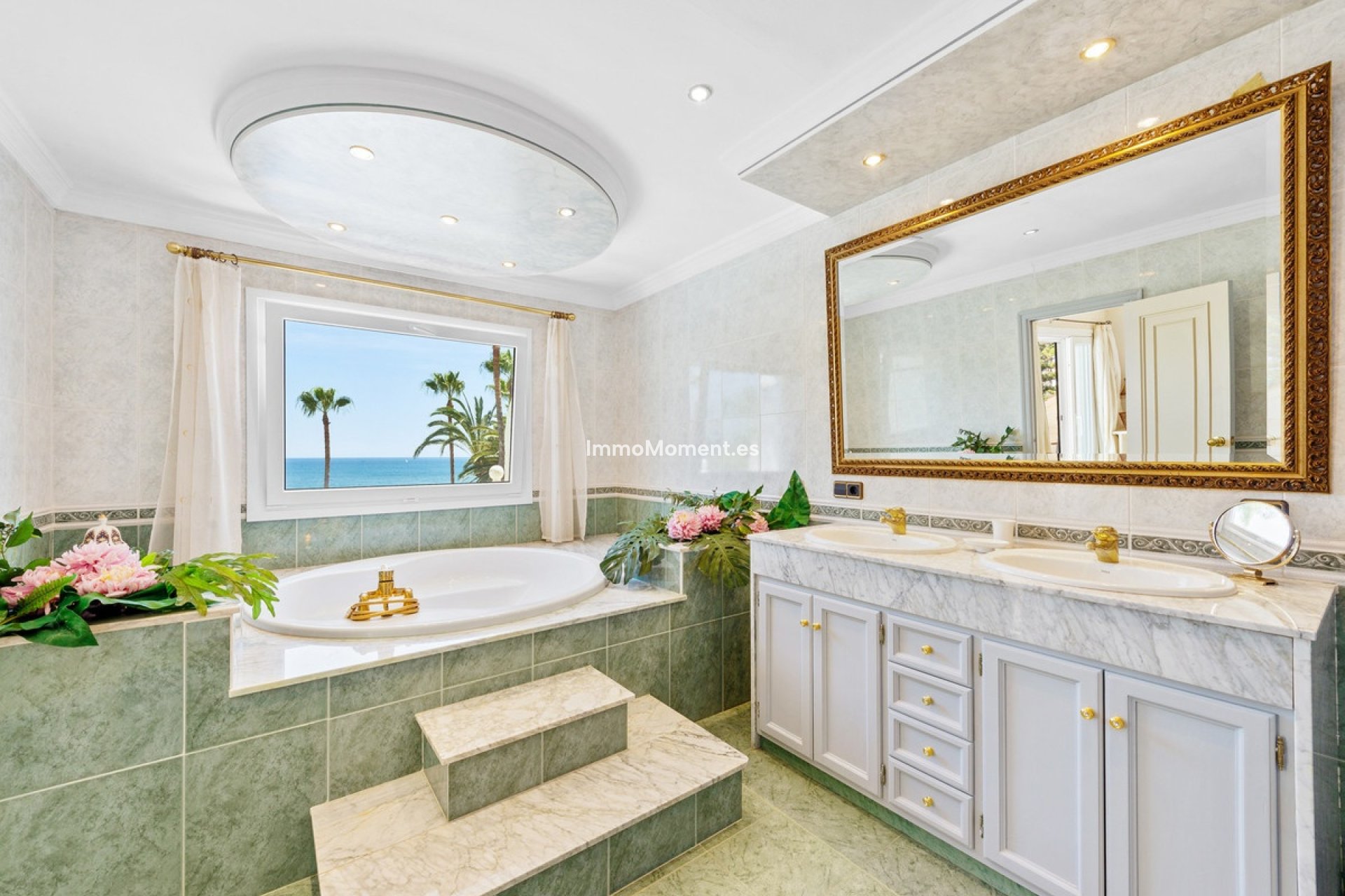 Bestaande woning - Vrijstaande villa - Estepona  - Estepona Centro