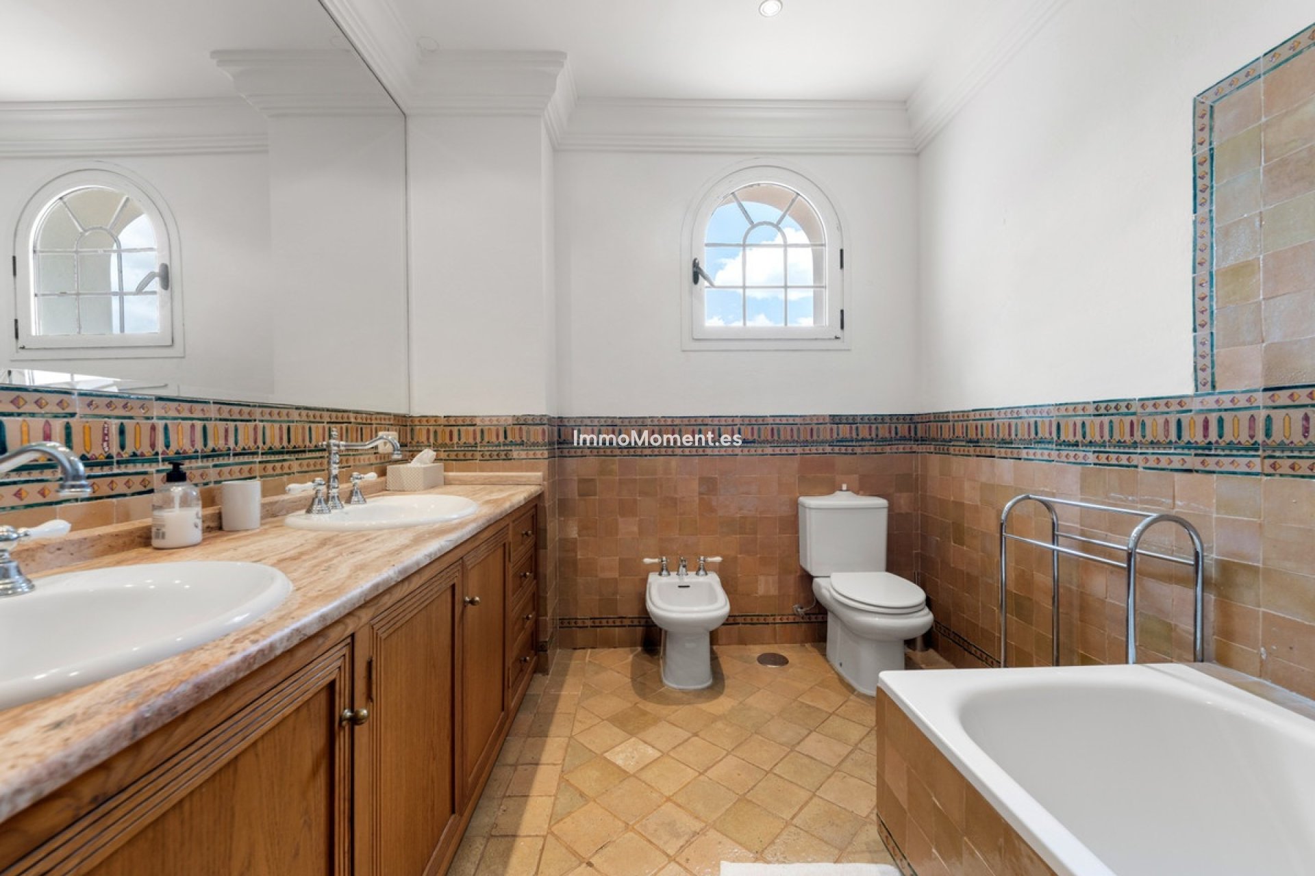 Bestaande woning - Vrijstaande villa - Estepona  - Estepona Centro