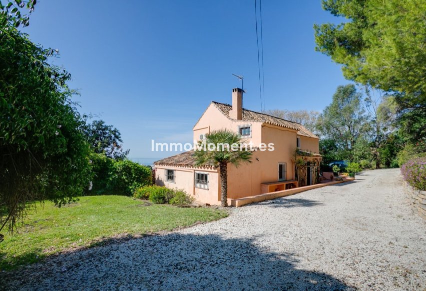 Bestaande woning - Vrijstaande villa - Estepona  - Estepona Centro