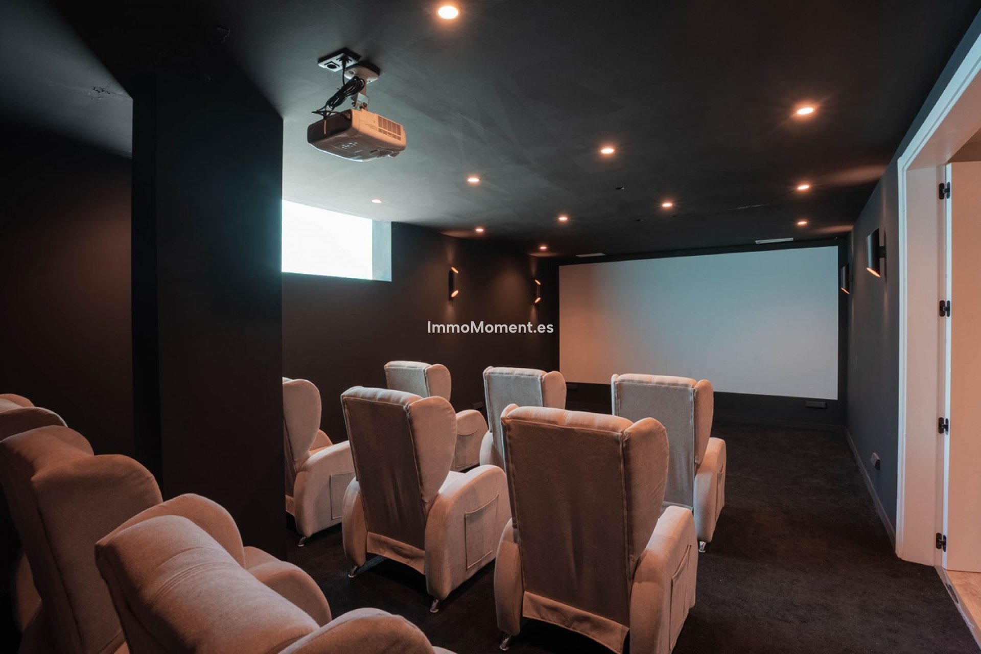 Bestaande woning - Vrijstaande villa - Estepona  - Estepona Centro