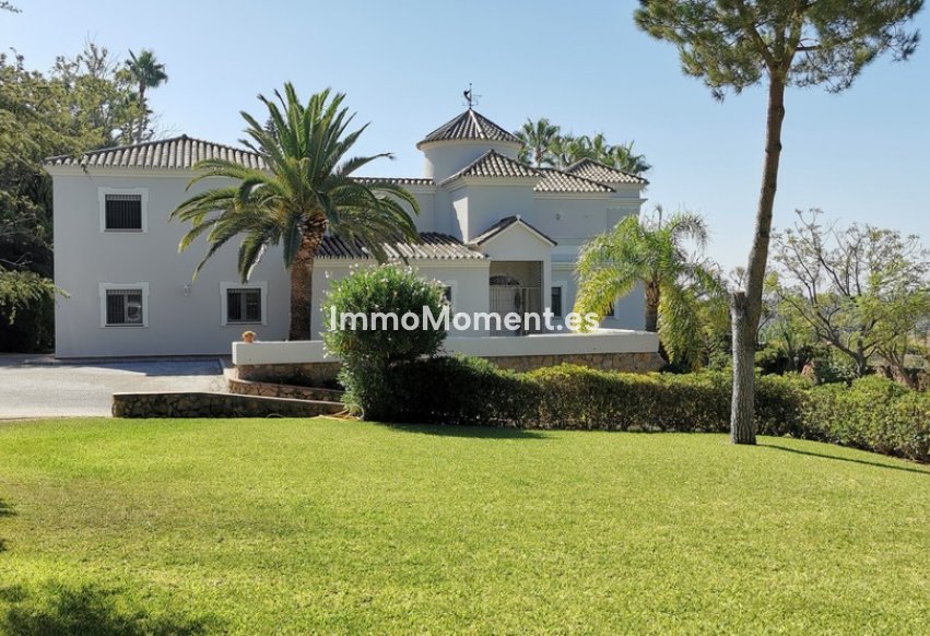Bestaande woning - Vrijstaande villa - Estepona  - Estepona Centro
