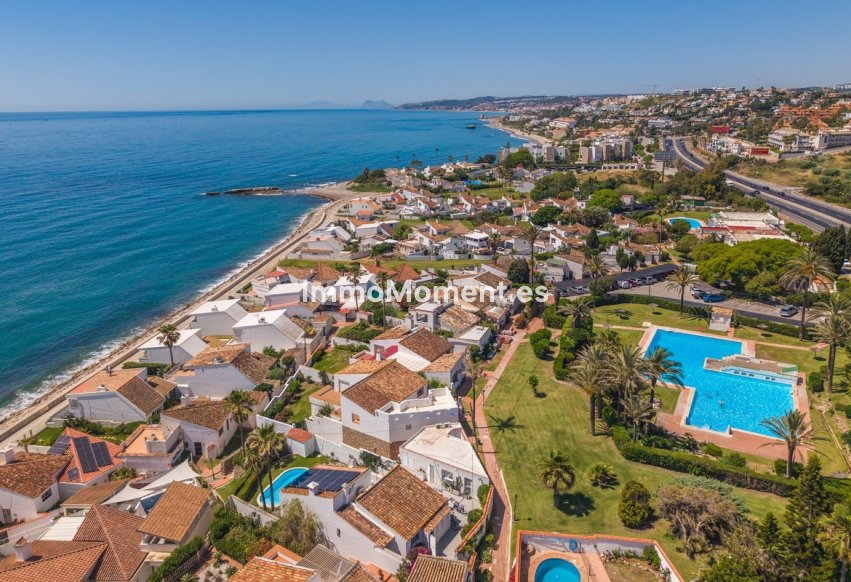 Bestaande woning - Vrijstaande villa - Estepona  - Estepona Centro