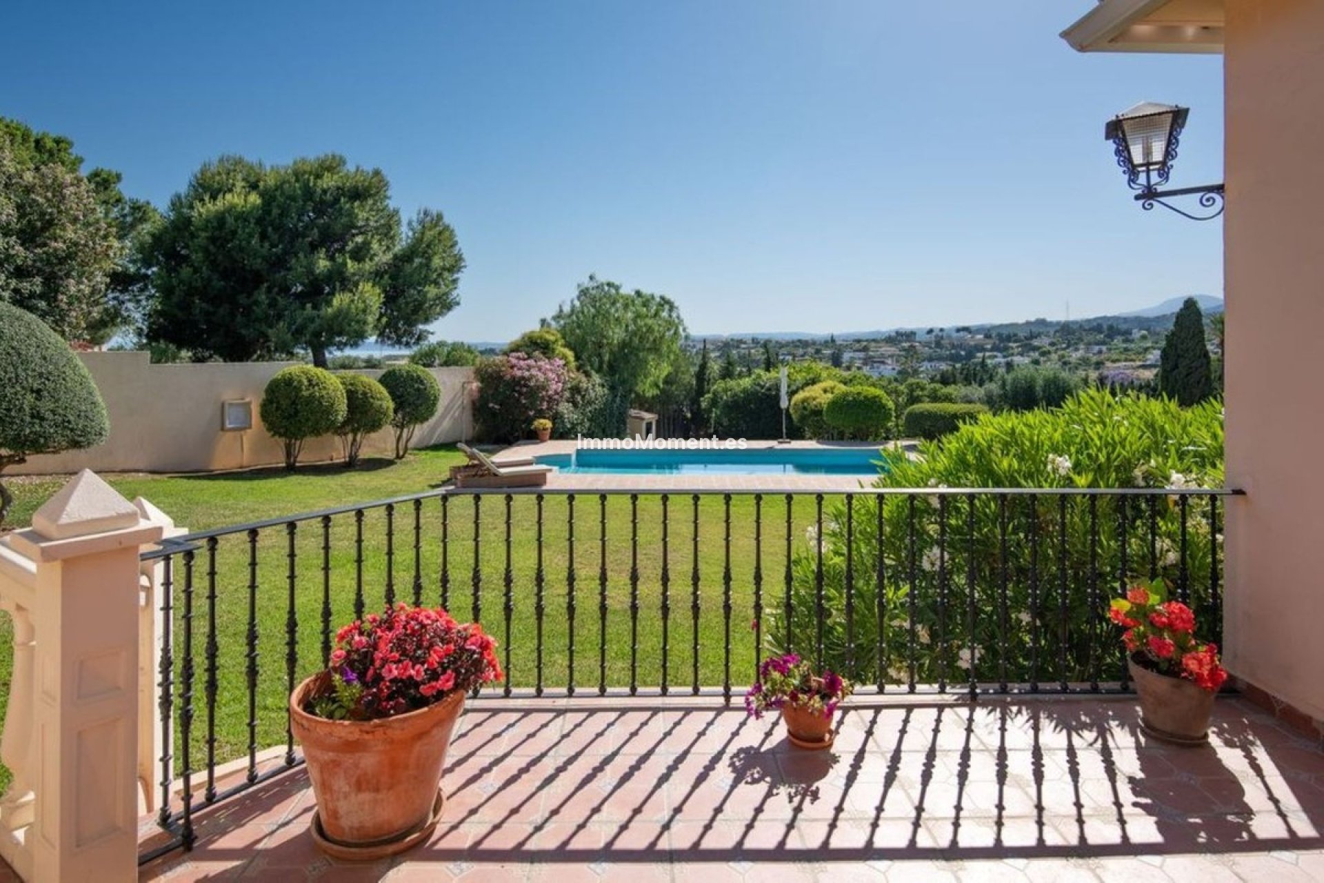 Bestaande woning - Vrijstaande villa - Estepona  - Estepona Centro