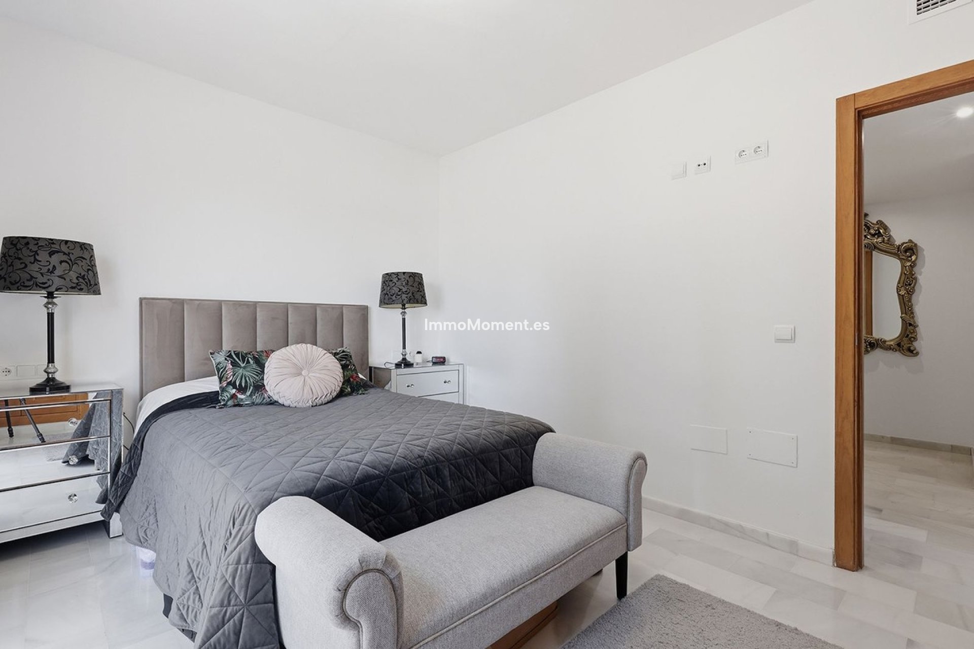 Bestaande woning - Vrijstaande villa - Estepona  - Estepona Centro