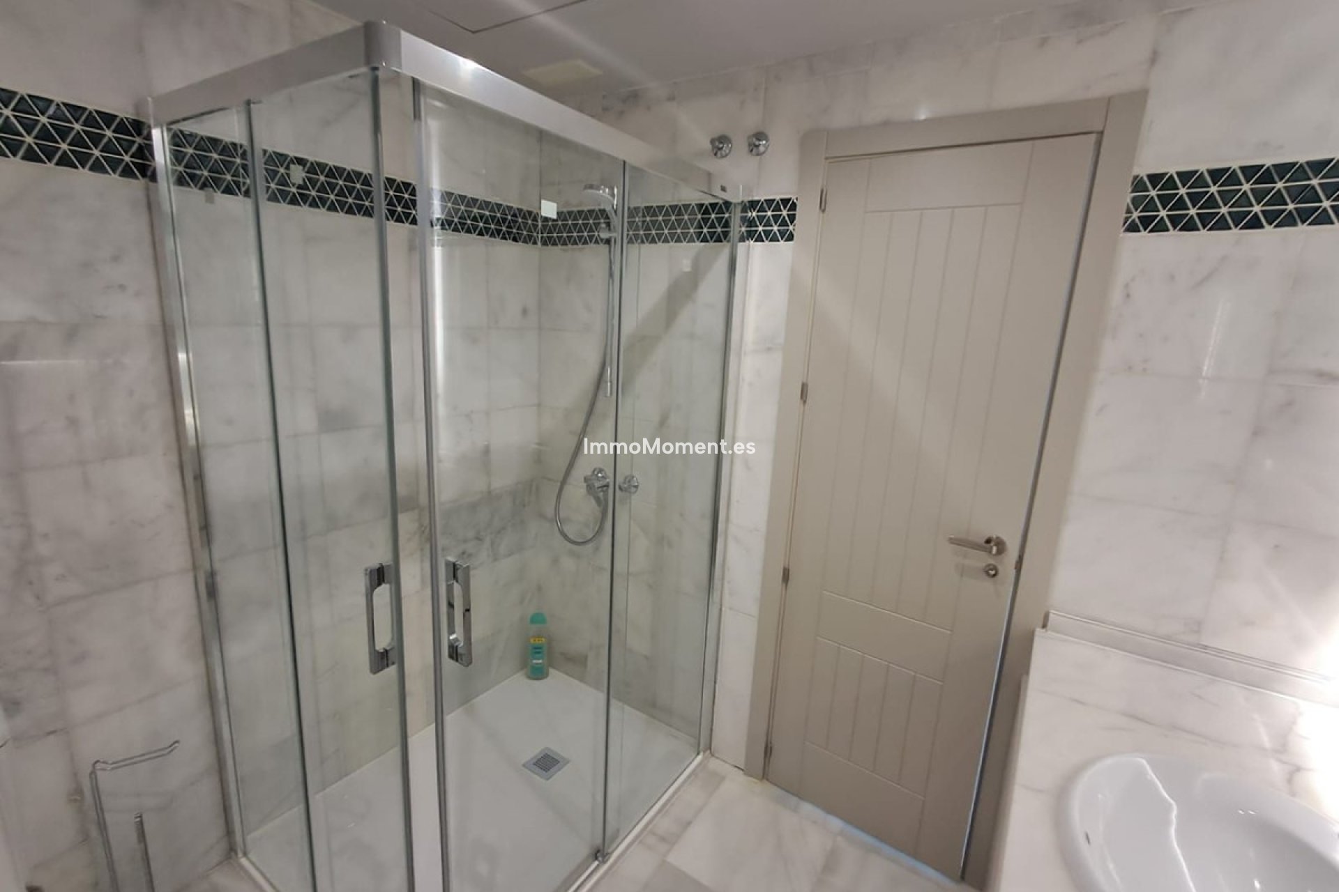 Bestaande woning - Vrijstaande villa - Estepona  - Estepona Centro