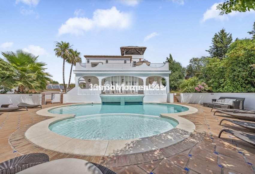 Bestaande woning - Vrijstaande villa - Estepona  - Estepona Centro