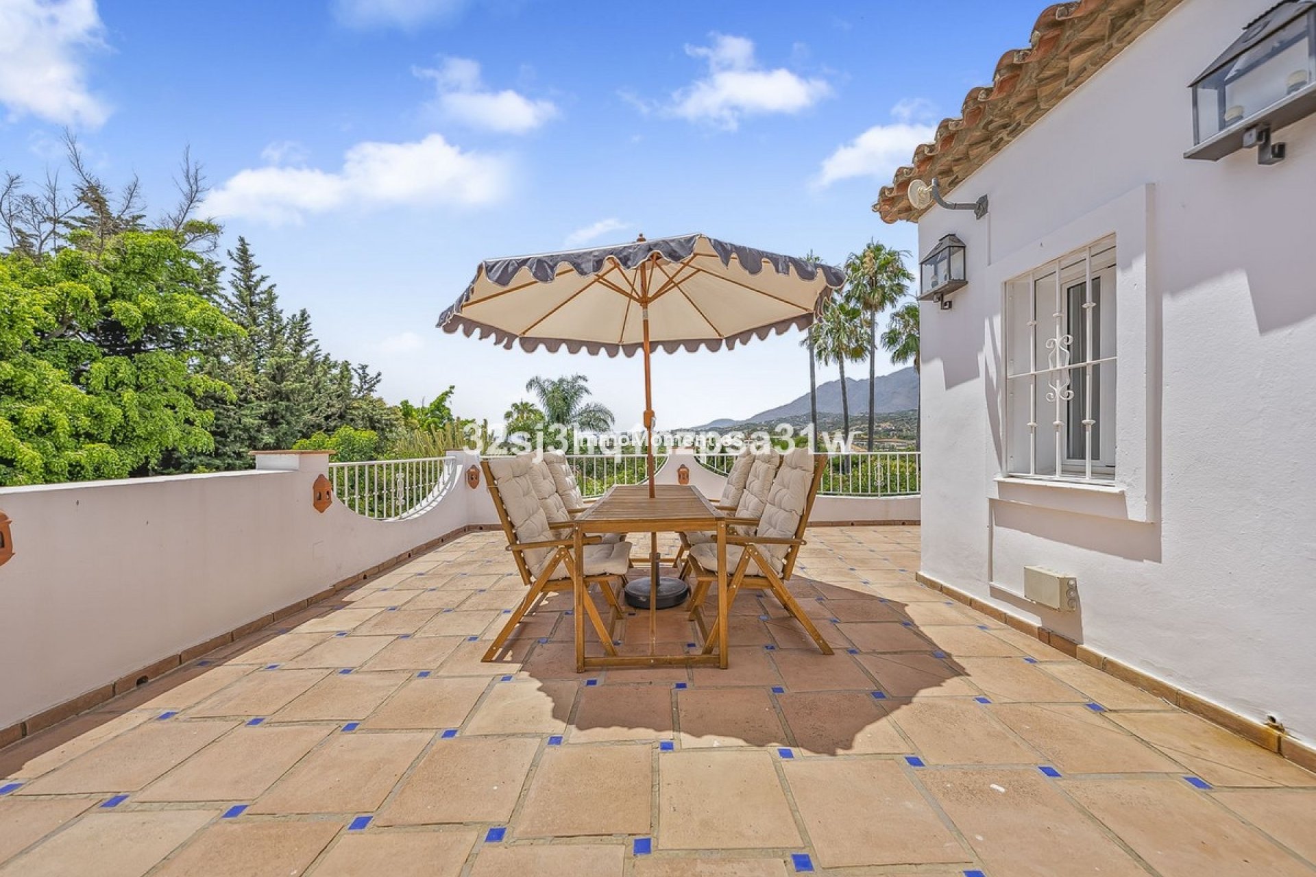 Bestaande woning - Vrijstaande villa - Estepona  - Estepona Centro