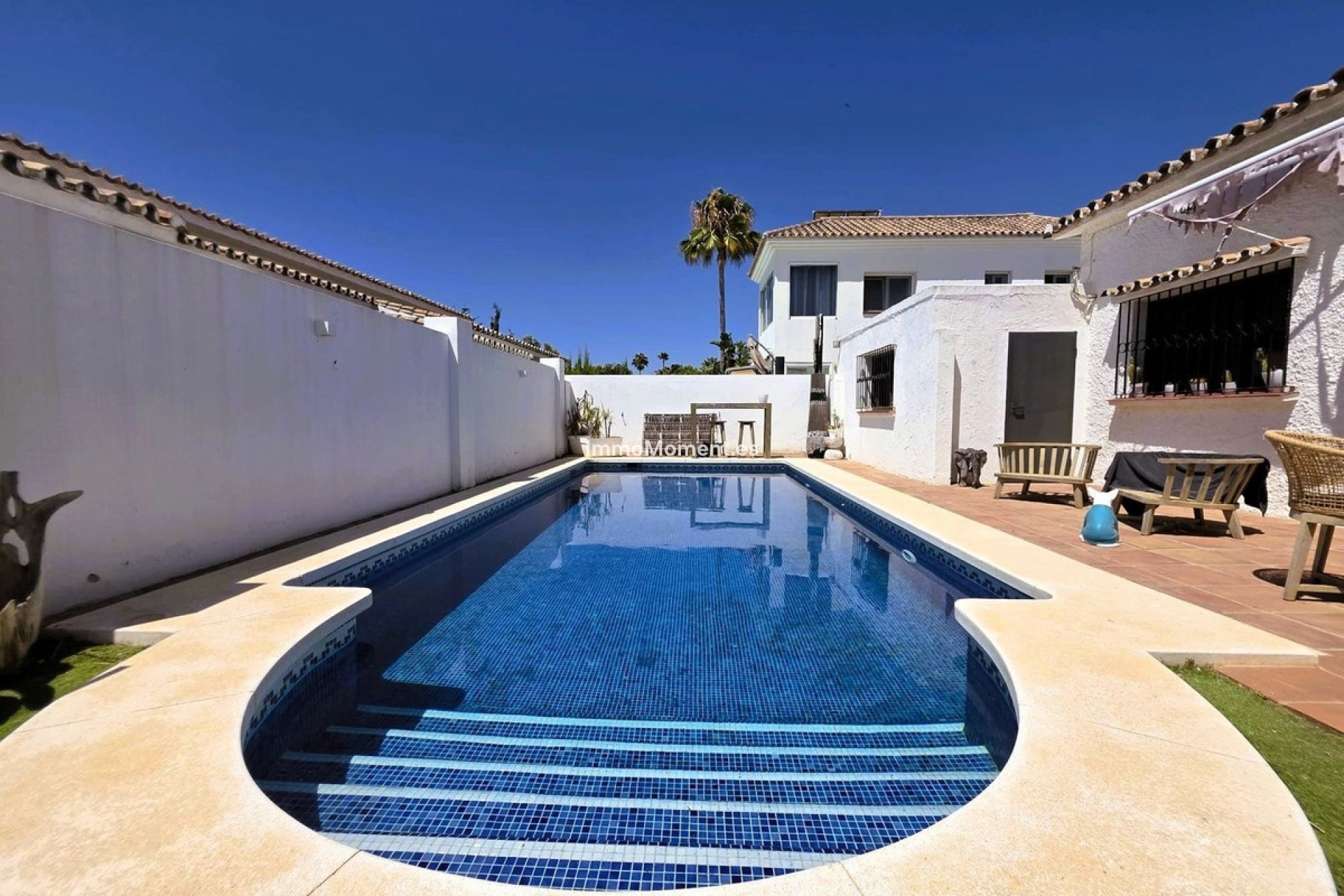 Bestaande woning - Vrijstaande villa - Estepona  - Estepona Centro