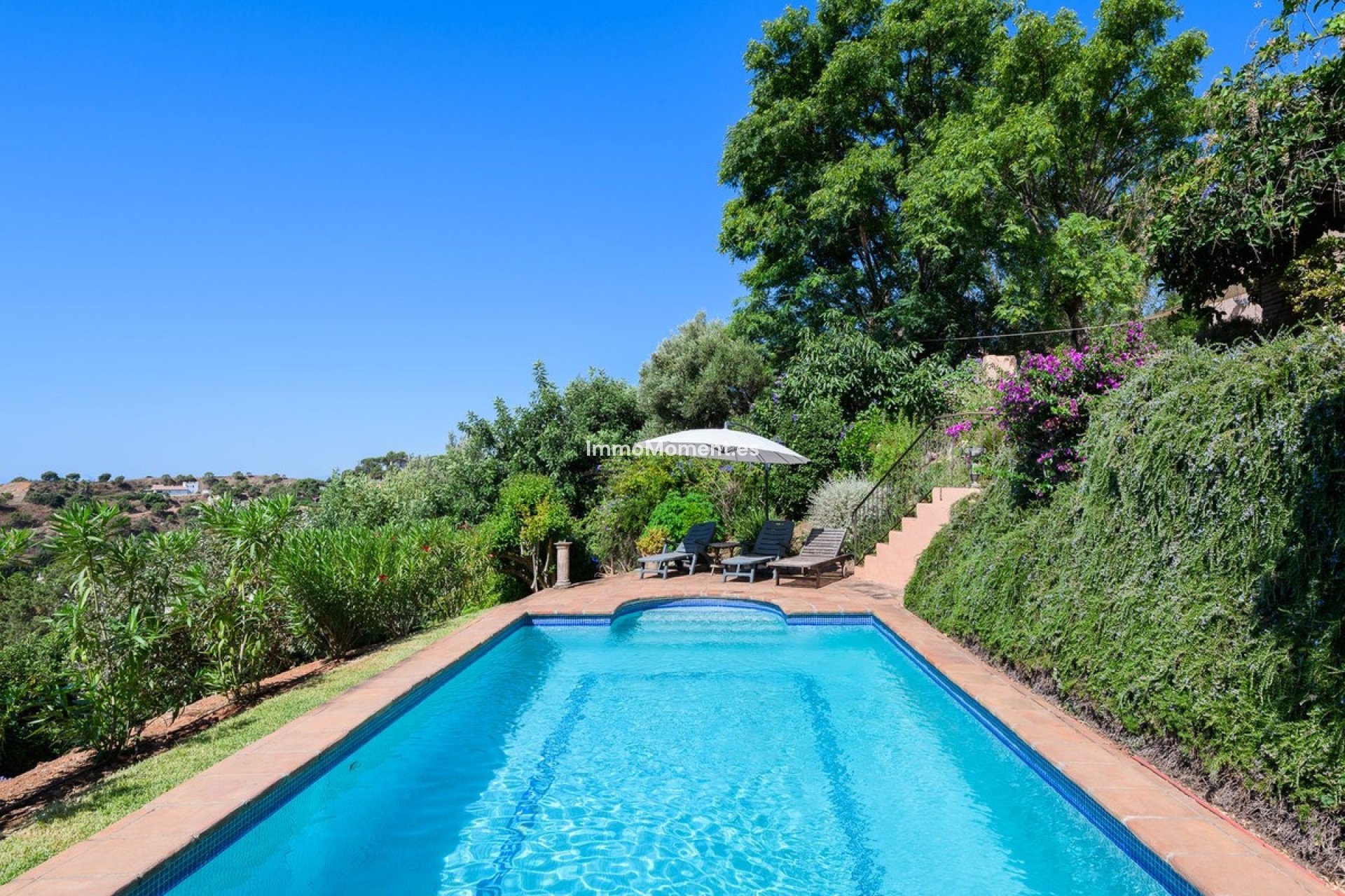 Bestaande woning - Vrijstaande villa - Estepona  - Estepona Centro
