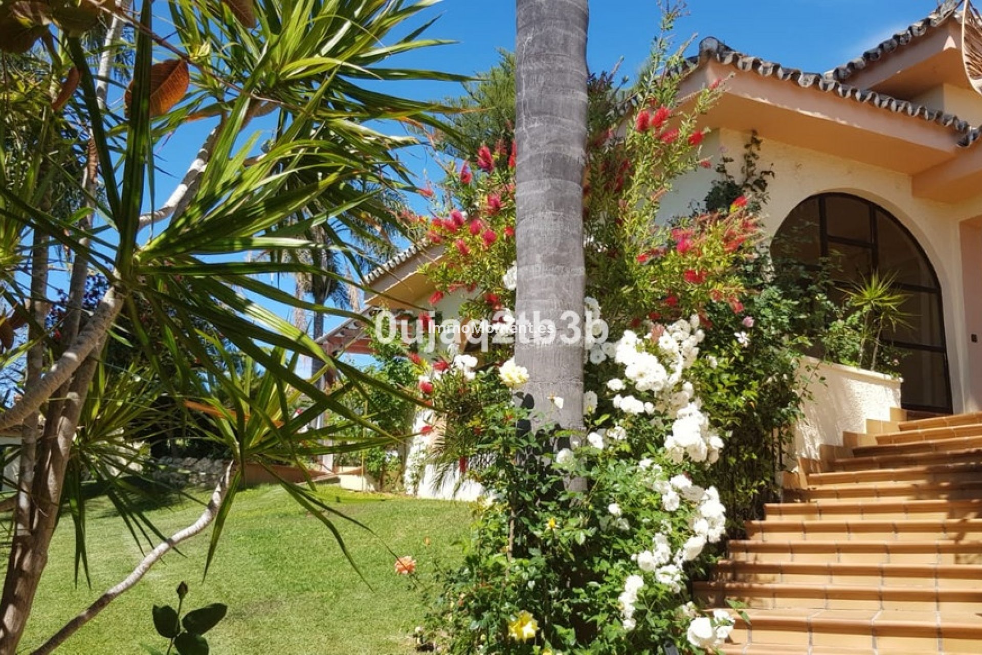 Bestaande woning - Vrijstaande villa - Estepona  - New Golden Mile