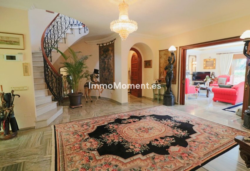 Bestaande woning - Vrijstaande villa - Estepona  - New Golden Mile