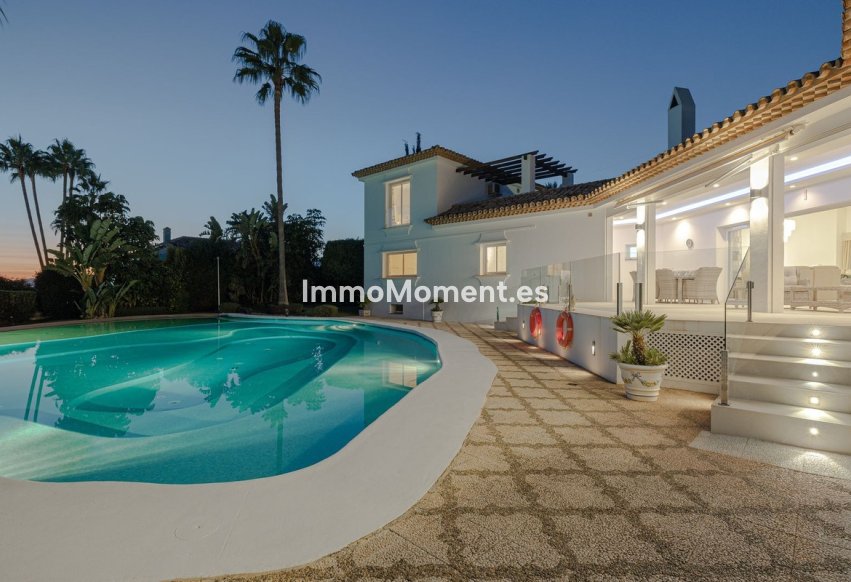 Bestaande woning - Vrijstaande villa - Estepona  - New Golden Mile