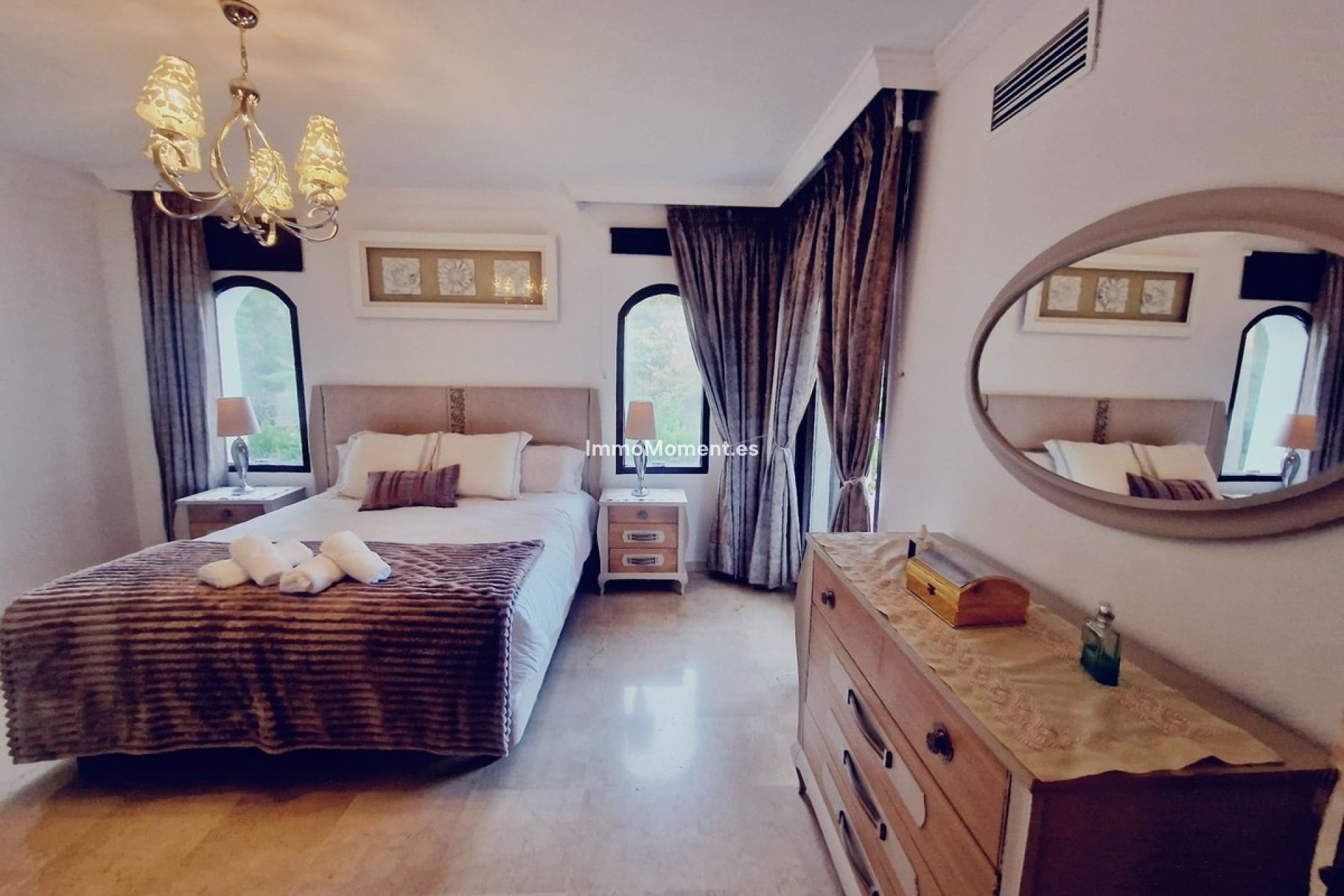 Bestaande woning - Vrijstaande villa - Estepona  - New Golden Mile