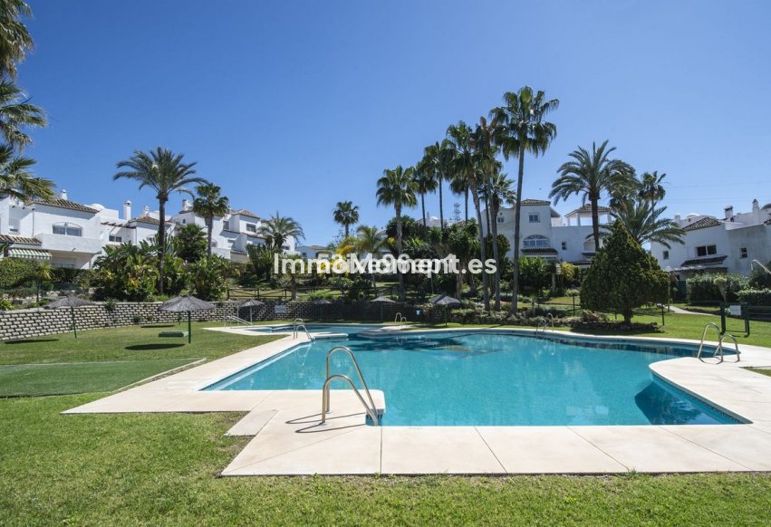 Bestaande woning - Vrijstaande villa - Estepona  - New Golden Mile