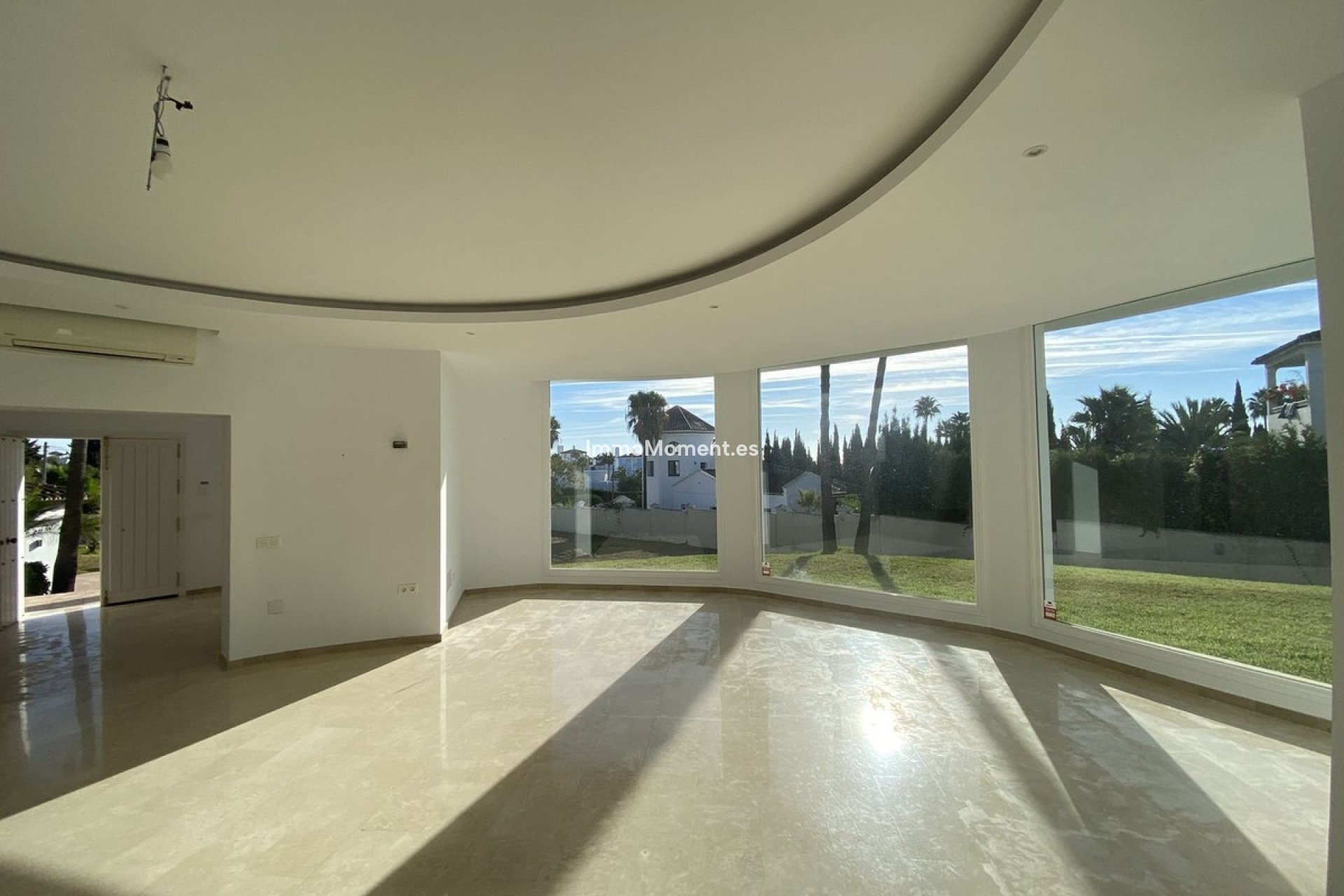 Bestaande woning - Vrijstaande villa - Estepona  - New Golden Mile