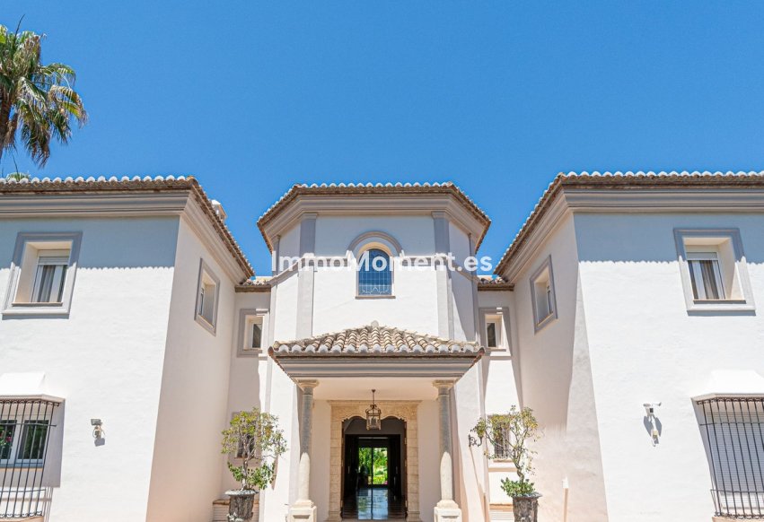 Bestaande woning - Vrijstaande villa - Estepona  - New Golden Mile