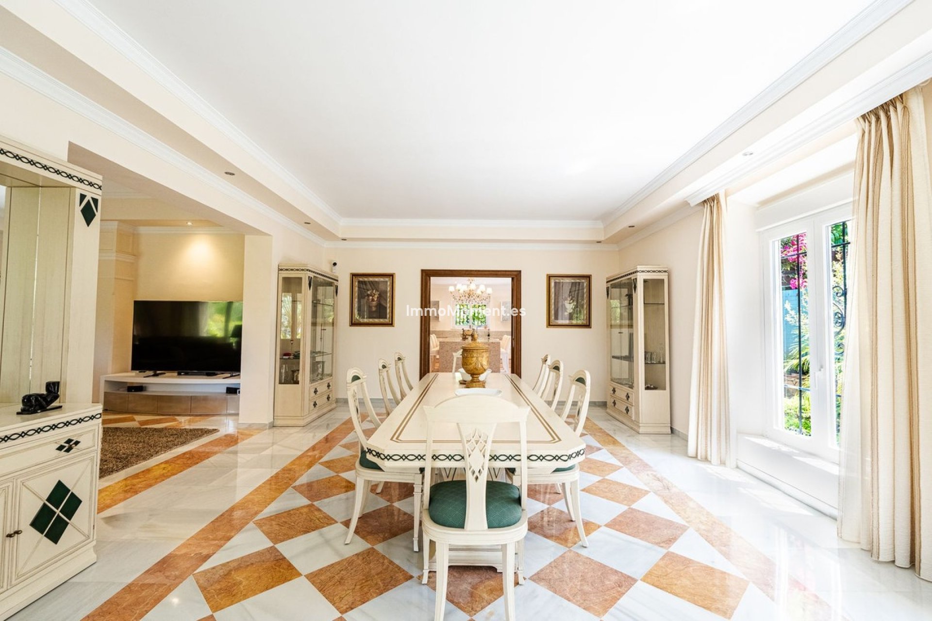 Bestaande woning - Vrijstaande villa - Estepona  - New Golden Mile