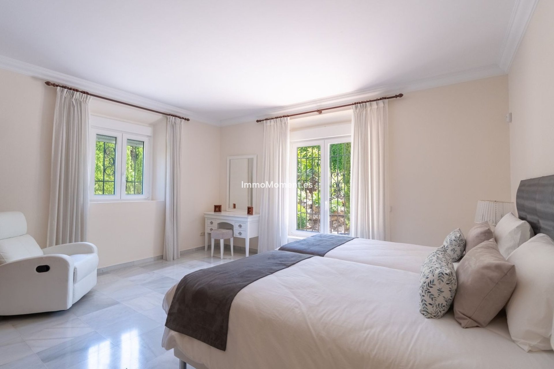 Bestaande woning - Vrijstaande villa - Estepona  - New Golden Mile