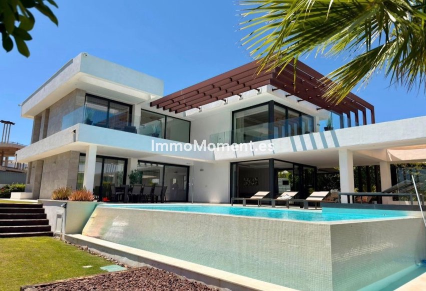 Bestaande woning - Vrijstaande villa - Estepona  - New Golden Mile