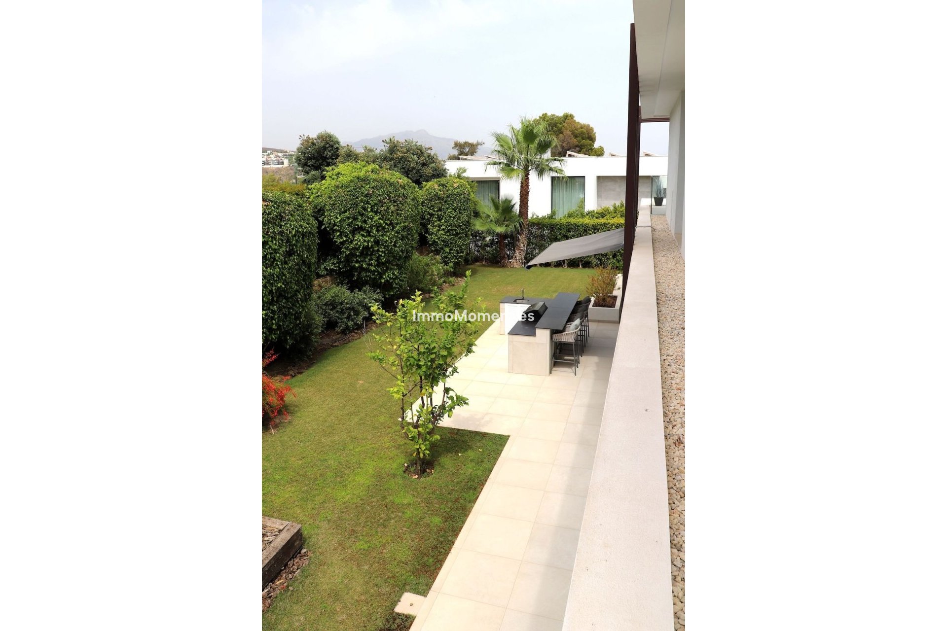 Bestaande woning - Vrijstaande villa - Estepona  - New Golden Mile