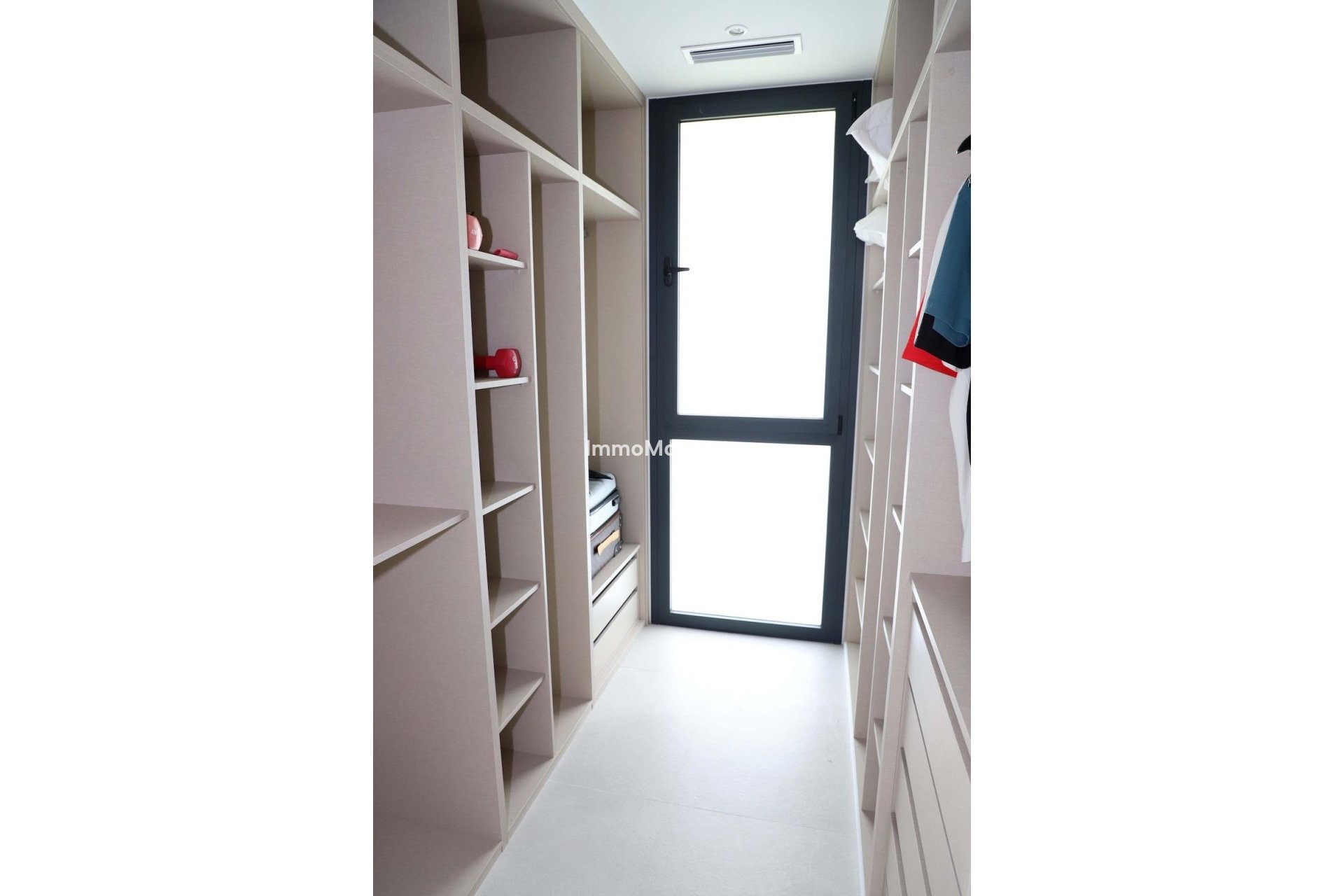 Bestaande woning - Vrijstaande villa - Estepona  - New Golden Mile
