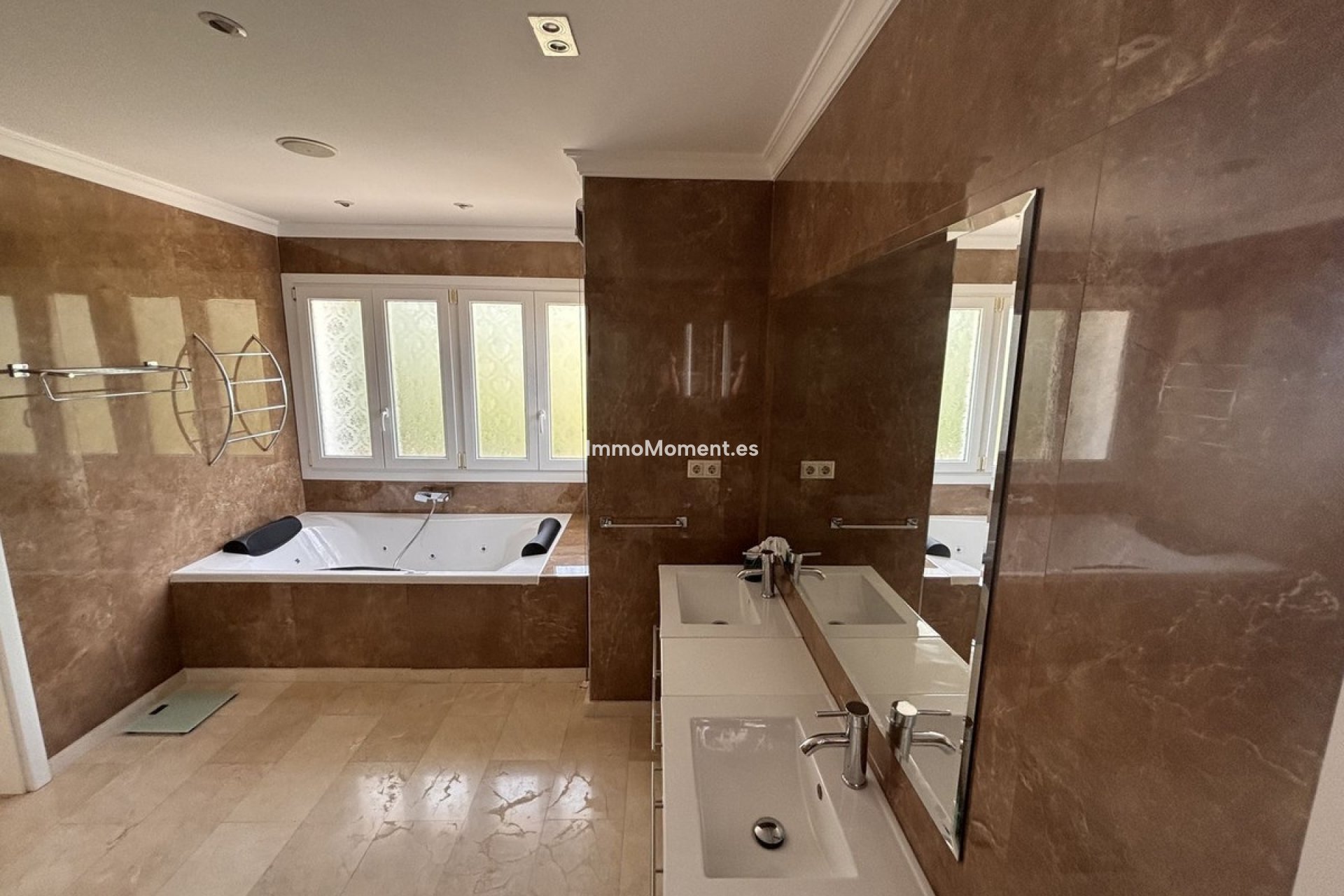 Bestaande woning - Vrijstaande villa - Estepona  - Selwo