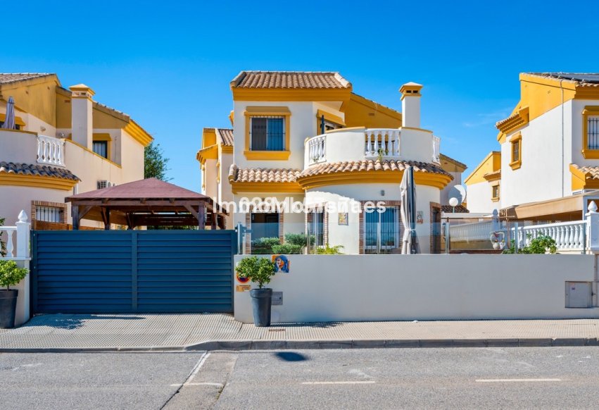 Bestaande woning - Vrijstaande villa - Guardamar del Segura - Urbanización El Raso
