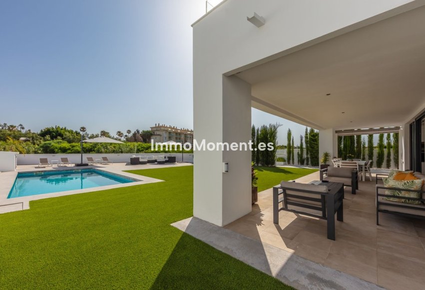 Bestaande woning - Vrijstaande villa - Manilva - La Duquesa
