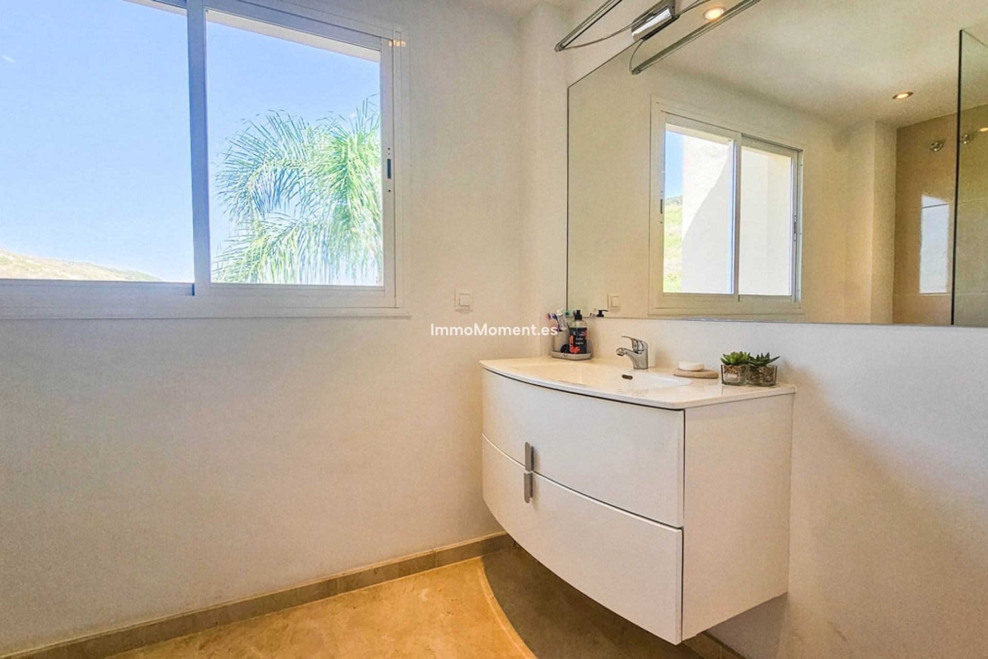 Bestaande woning - Vrijstaande villa - Manilva - La Duquesa
