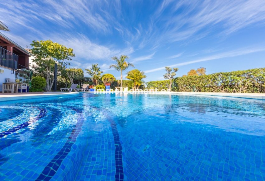 Bestaande woning - Vrijstaande villa - Manilva - La Duquesa