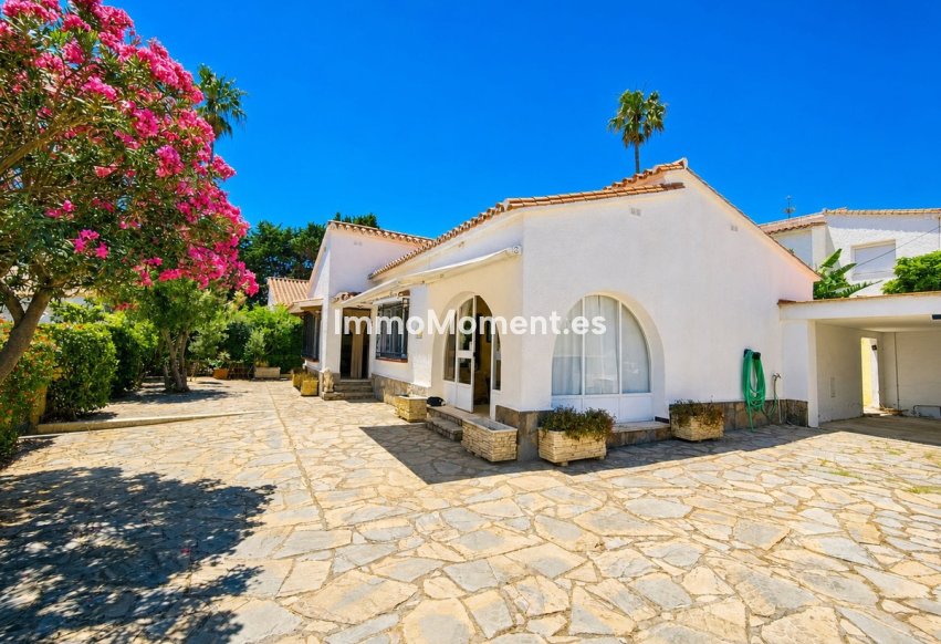 Bestaande woning - Vrijstaande villa - Manilva - La Duquesa