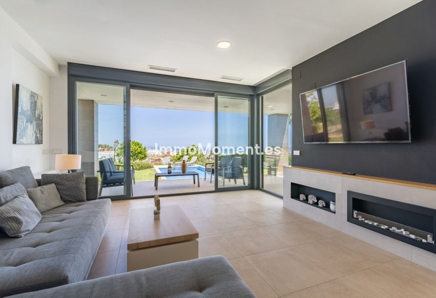 Bestaande woning - Vrijstaande villa - Manilva