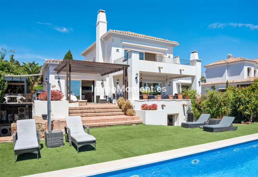 Bestaande woning - Vrijstaande villa - Manilva