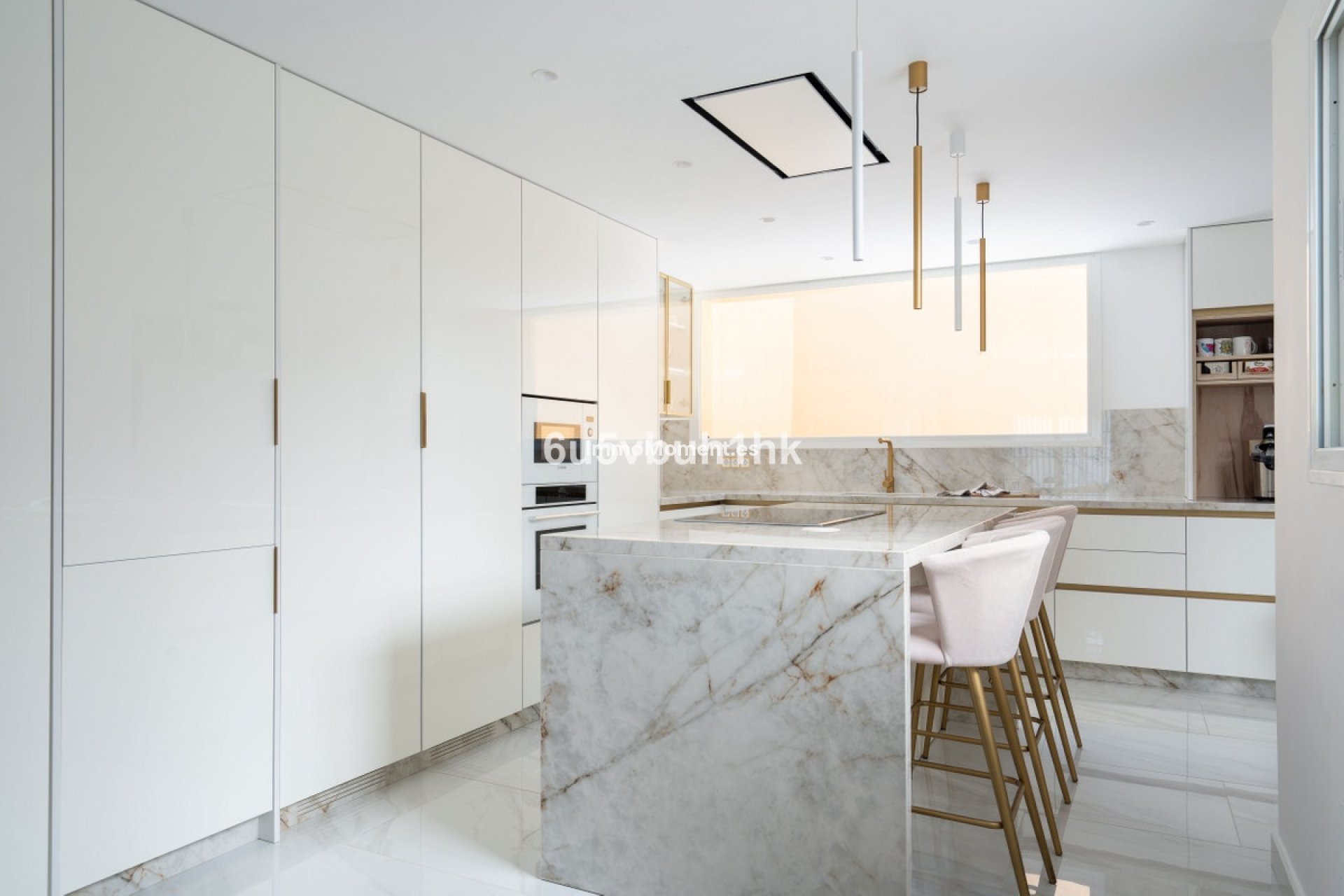Bestaande woning - Vrijstaande villa - Marbella - La Mairena