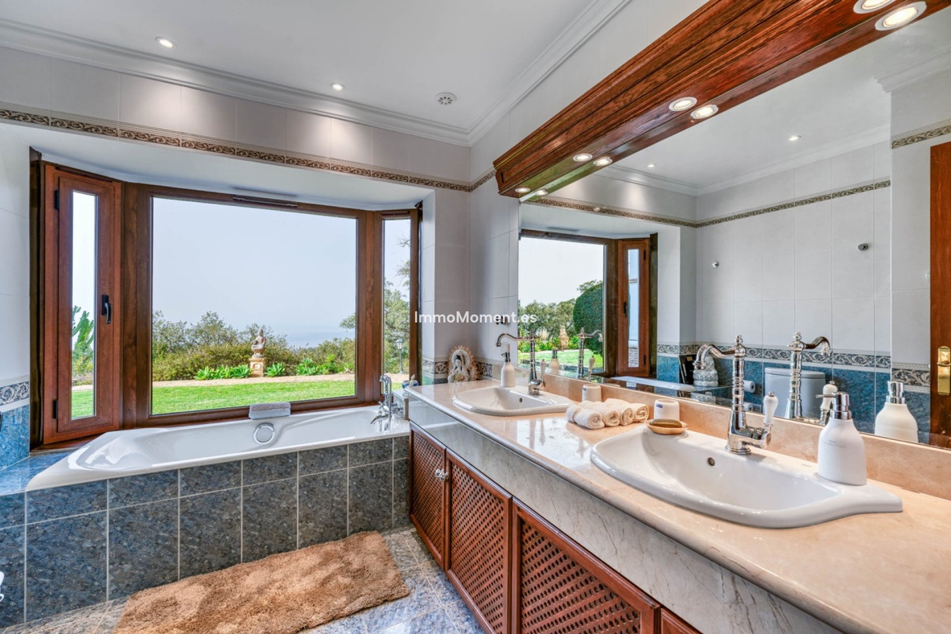 Bestaande woning - Vrijstaande villa - Marbella - La Mairena