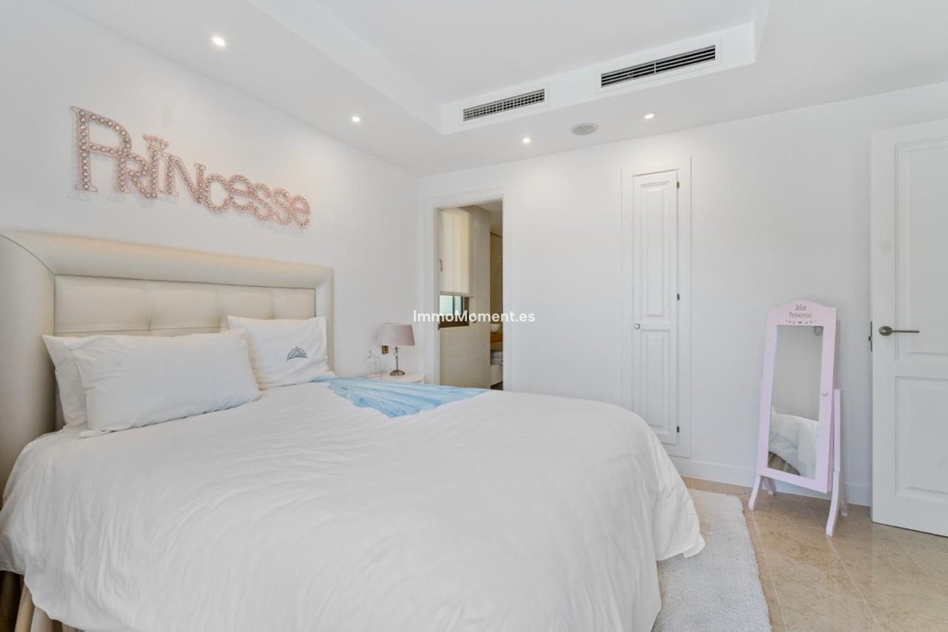 Bestaande woning - Vrijstaande villa - Marbella - Las Chapas