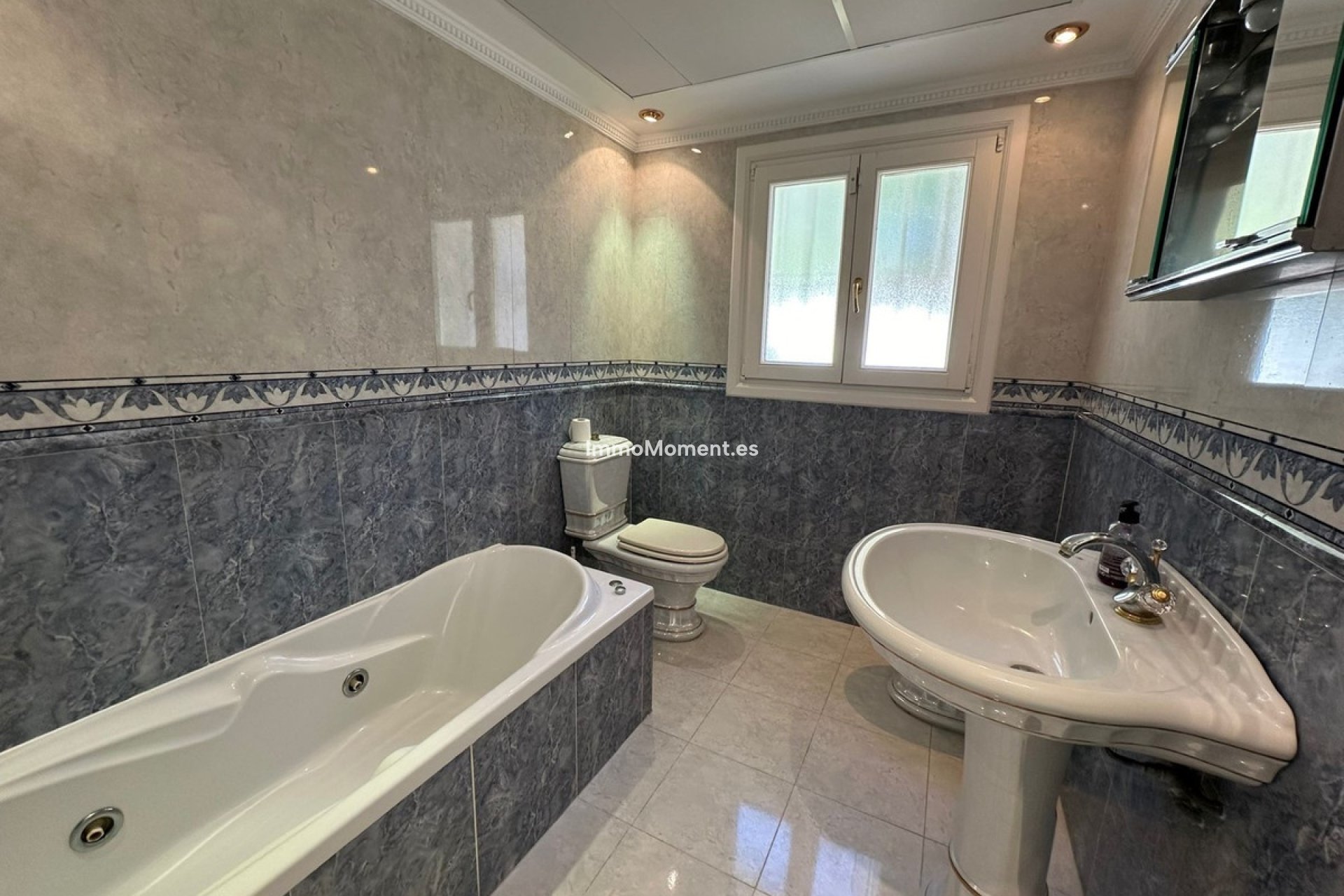 Bestaande woning - Vrijstaande villa - Marbella - Marbesa