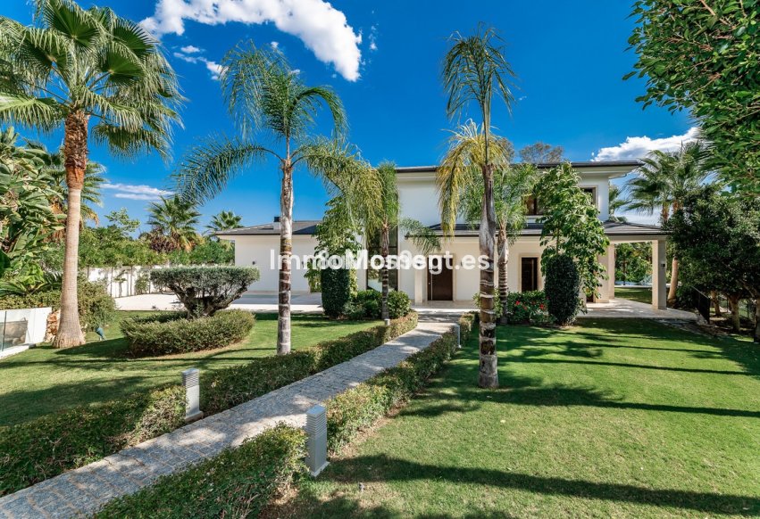 Bestaande woning - Vrijstaande villa - Marbella - Nueva Andalucía