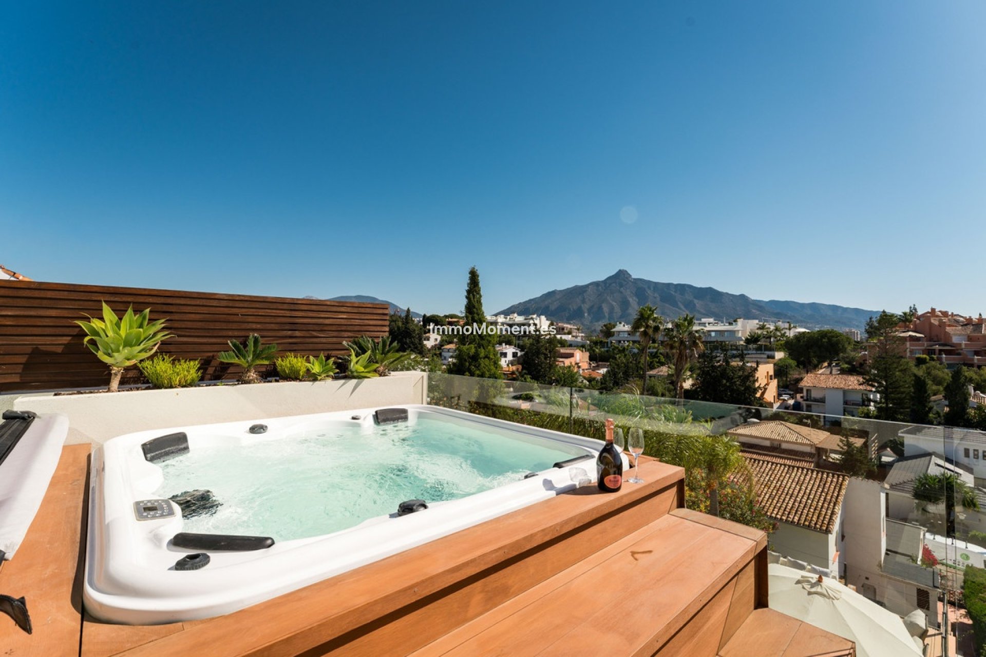 Bestaande woning - Vrijstaande villa - Marbella - Nueva Andalucía