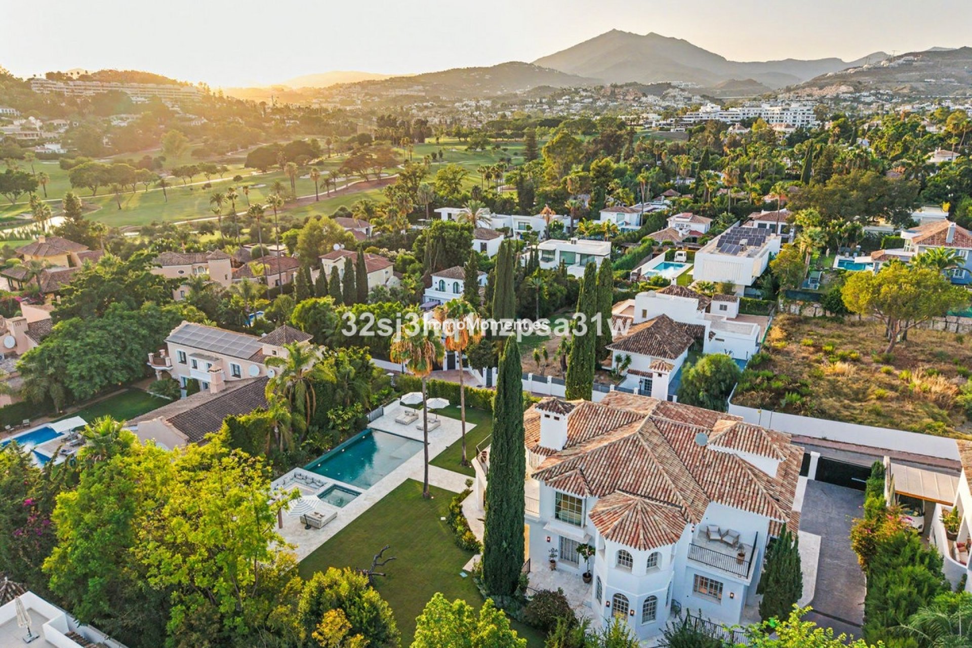 Bestaande woning - Vrijstaande villa - Marbella - Nueva Andalucía