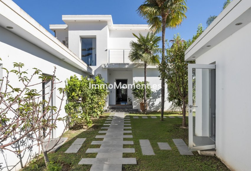 Bestaande woning - Vrijstaande villa - Marbella - Nueva Andalucía