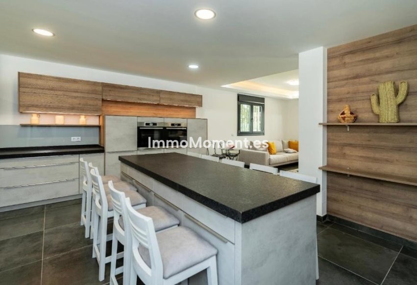 Bestaande woning - Vrijstaande villa - Marbella - Nueva Andalucía