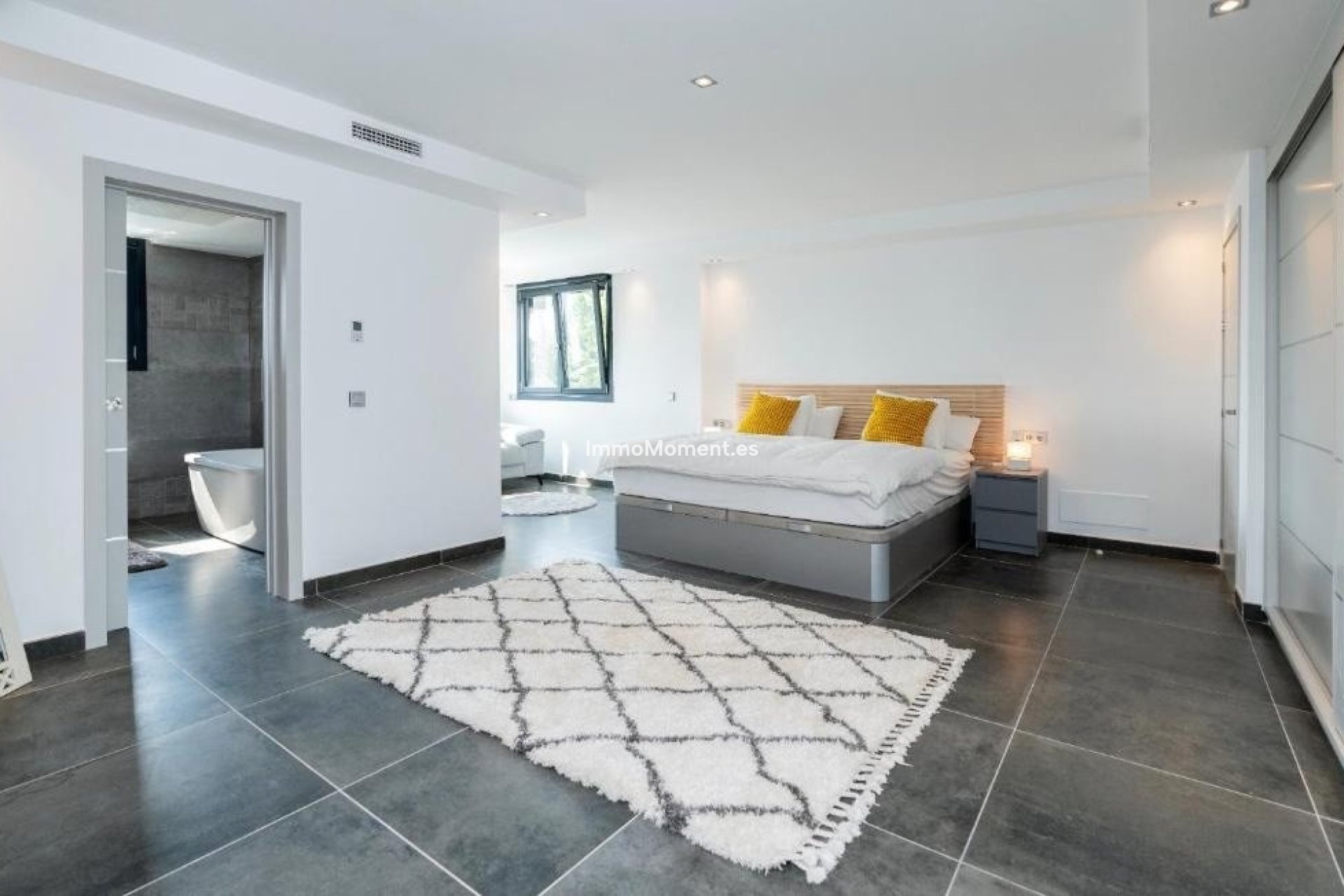 Bestaande woning - Vrijstaande villa - Marbella - Nueva Andalucía