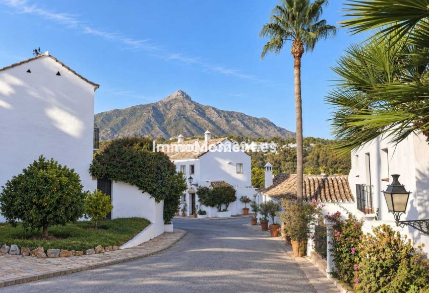 Bestaande woning - Vrijstaande villa - Marbella - Nueva Andalucía